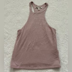 A cute dusty pink crop top! Size x small!